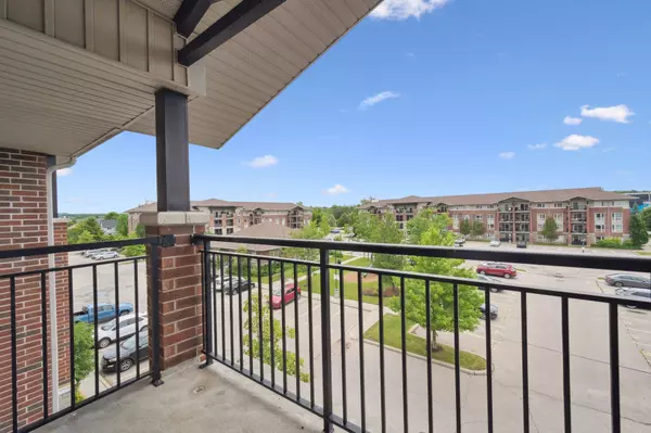 Guelph, ON N1L 0E6,37 Goodwin DR #411