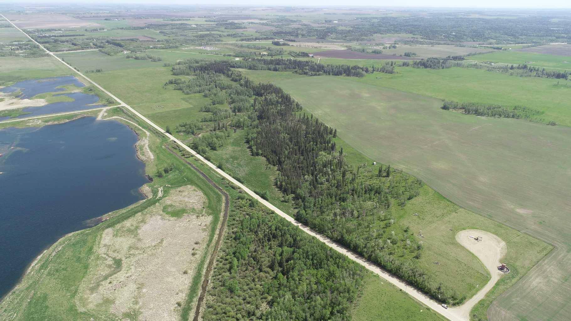 Rural Ponoka County, AB T4J 1R3,424 Township RD