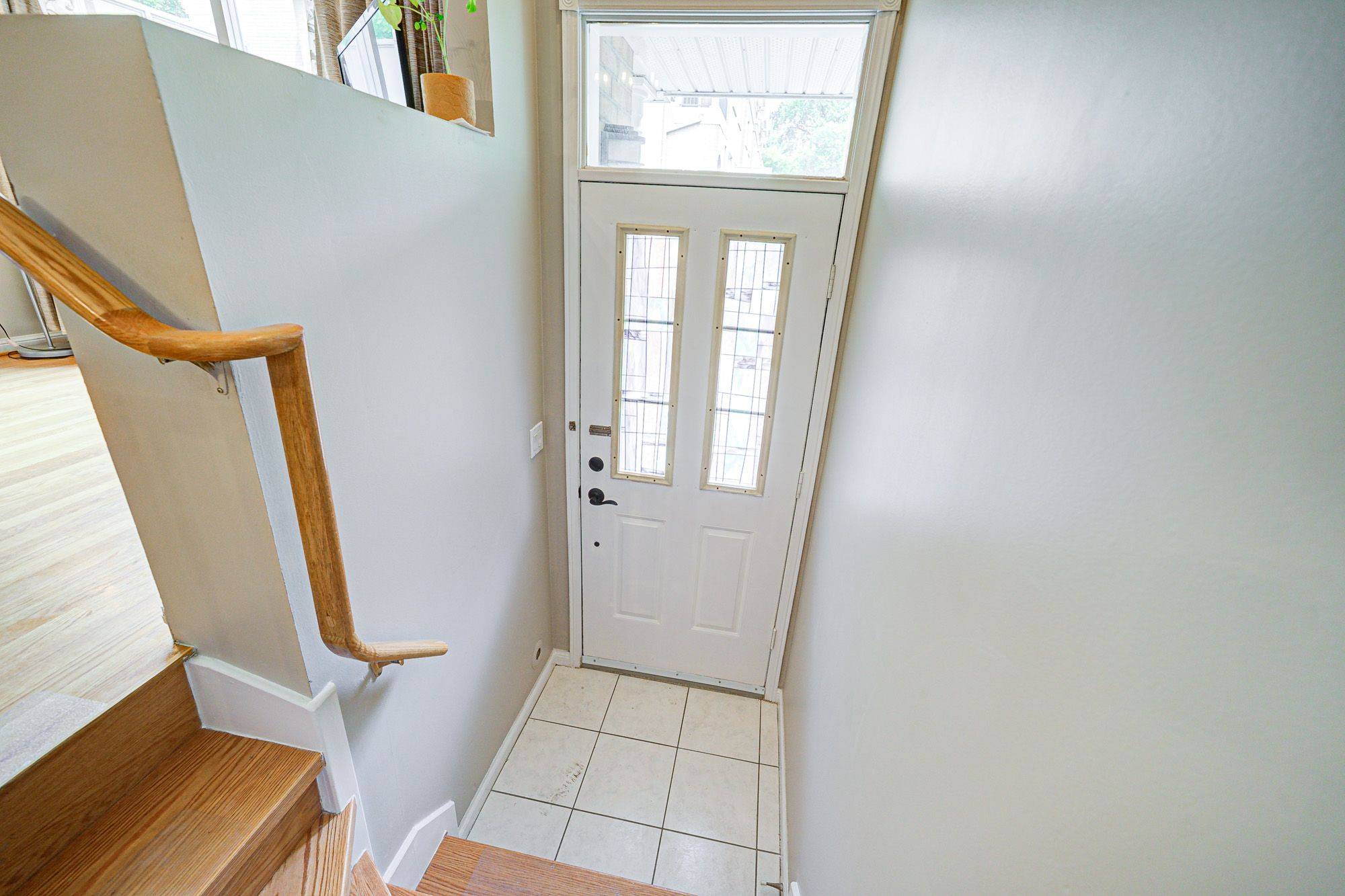 Toronto C14, ON M2N 6W7,28 Sommerset WAY #1209