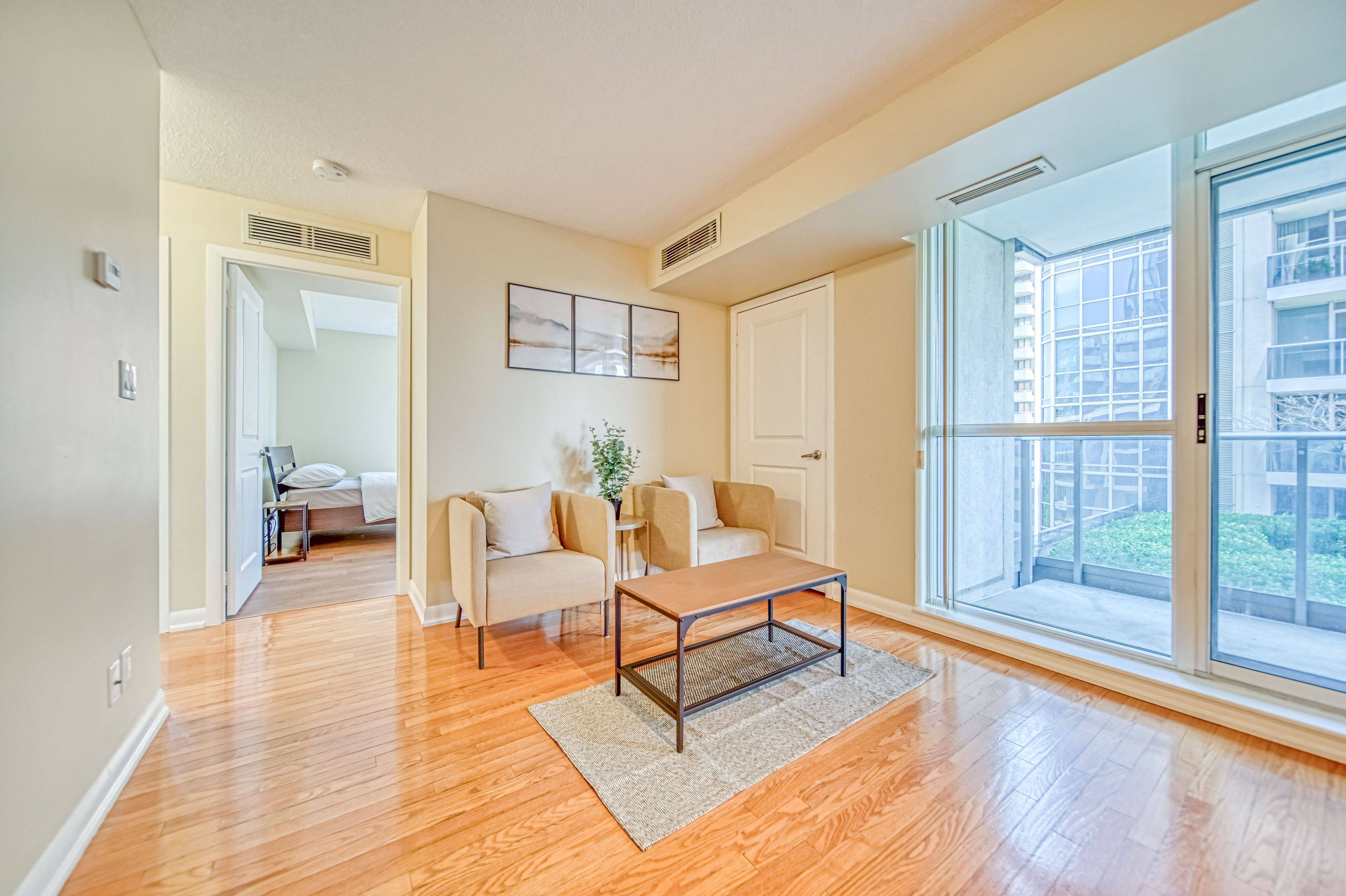 Toronto C14, ON M2M 0A9,5793 Yonge ST #605 2nd Bedroom