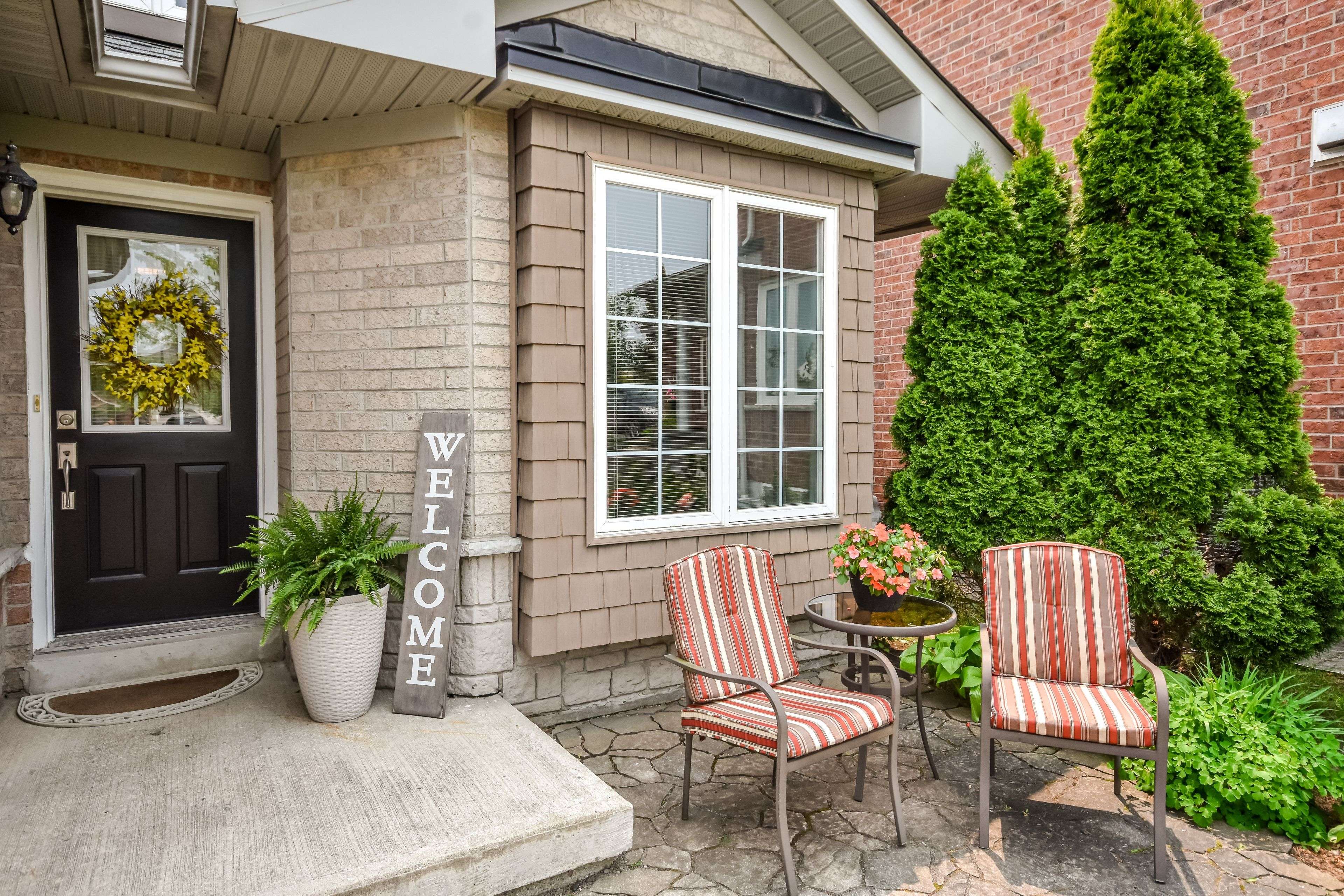 Barrie, ON L4M 6V5,13 Couples CT