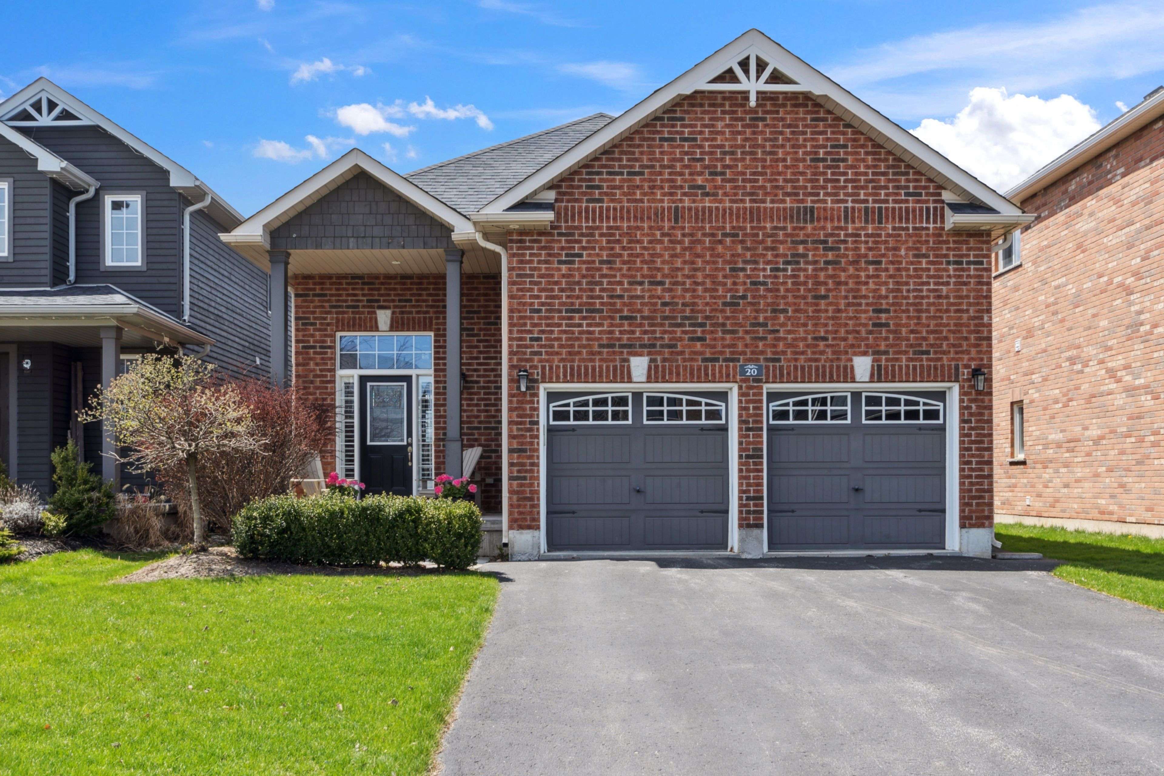 20 Dance ST, Collingwood, ON L9Y 0H4