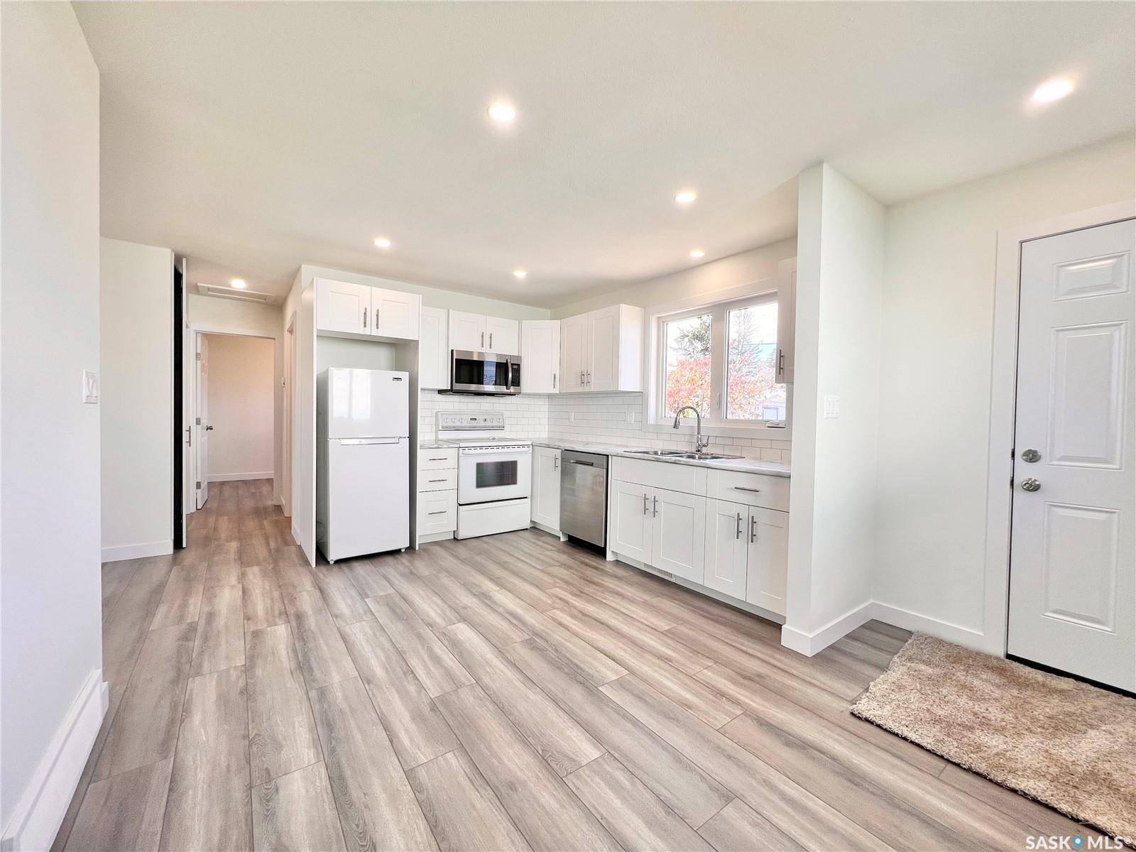 Outlook, SK S0L 2N0,318 McTavish STREET