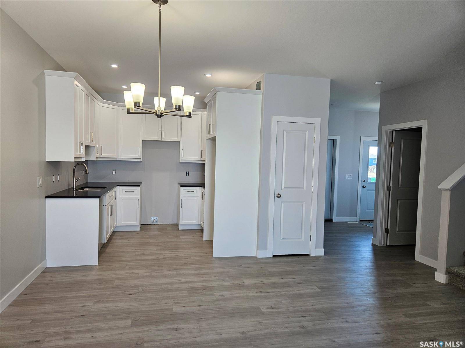 Warman, SK S0K 0A1,848 Delaet BAY