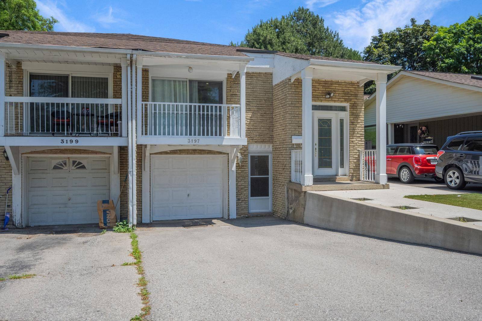 Mississauga, ON L5A 2T9,3197 Candela DR