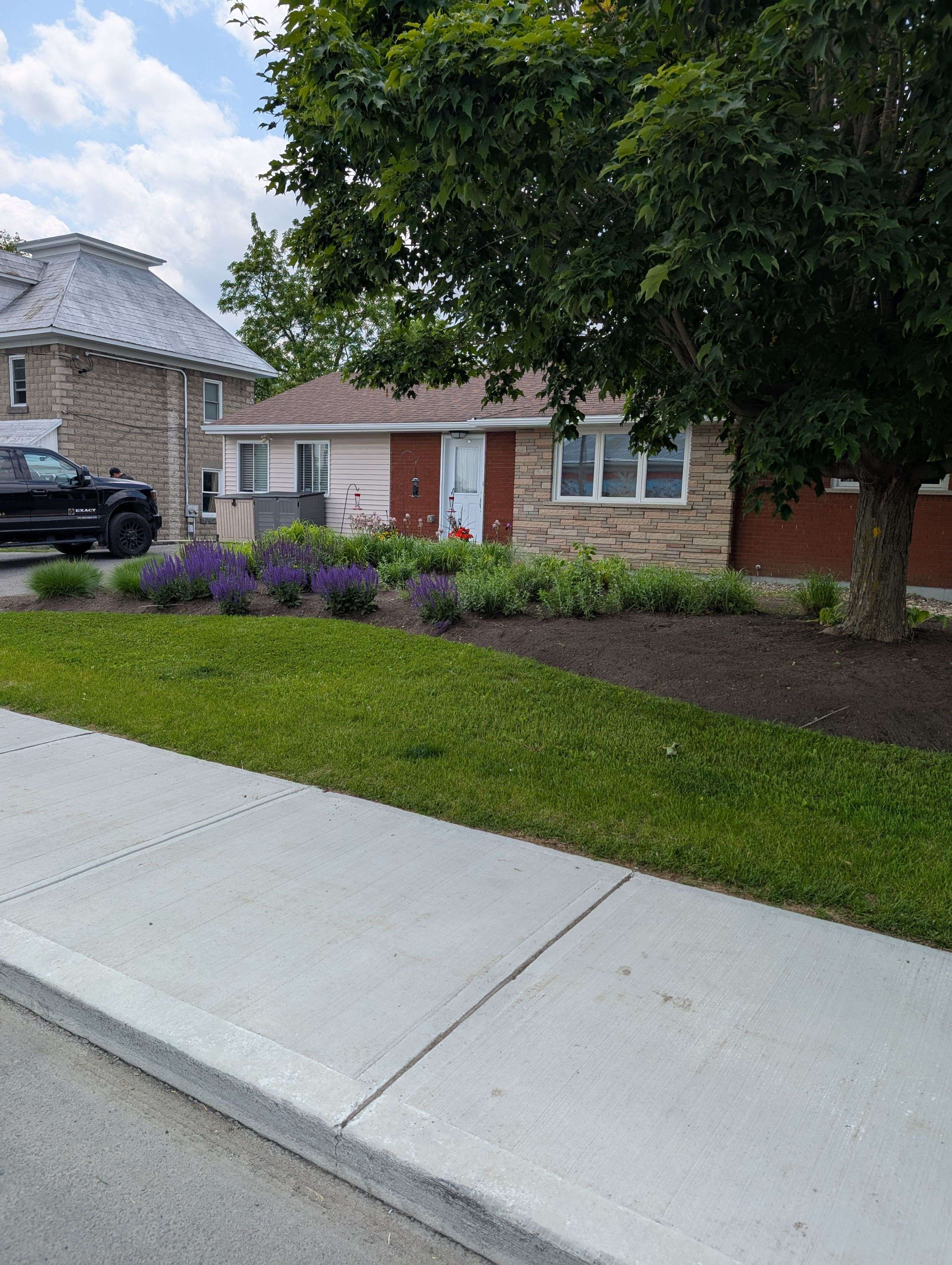 Carp - Huntley Ward, ON K0A 1L0,3807 Carp RD N
