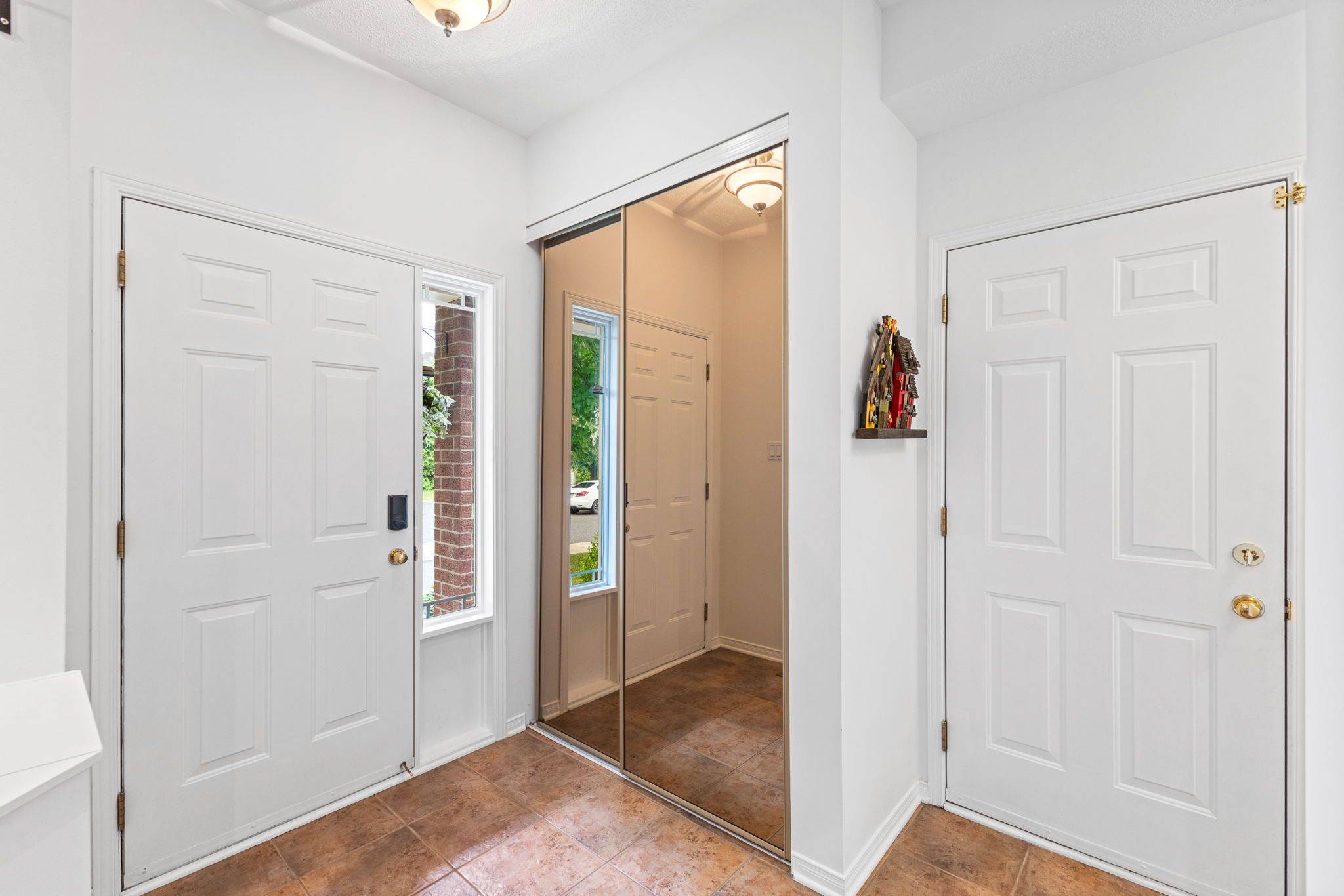 Barrhaven, ON K2G 6Z9,54 Huntcliff PL