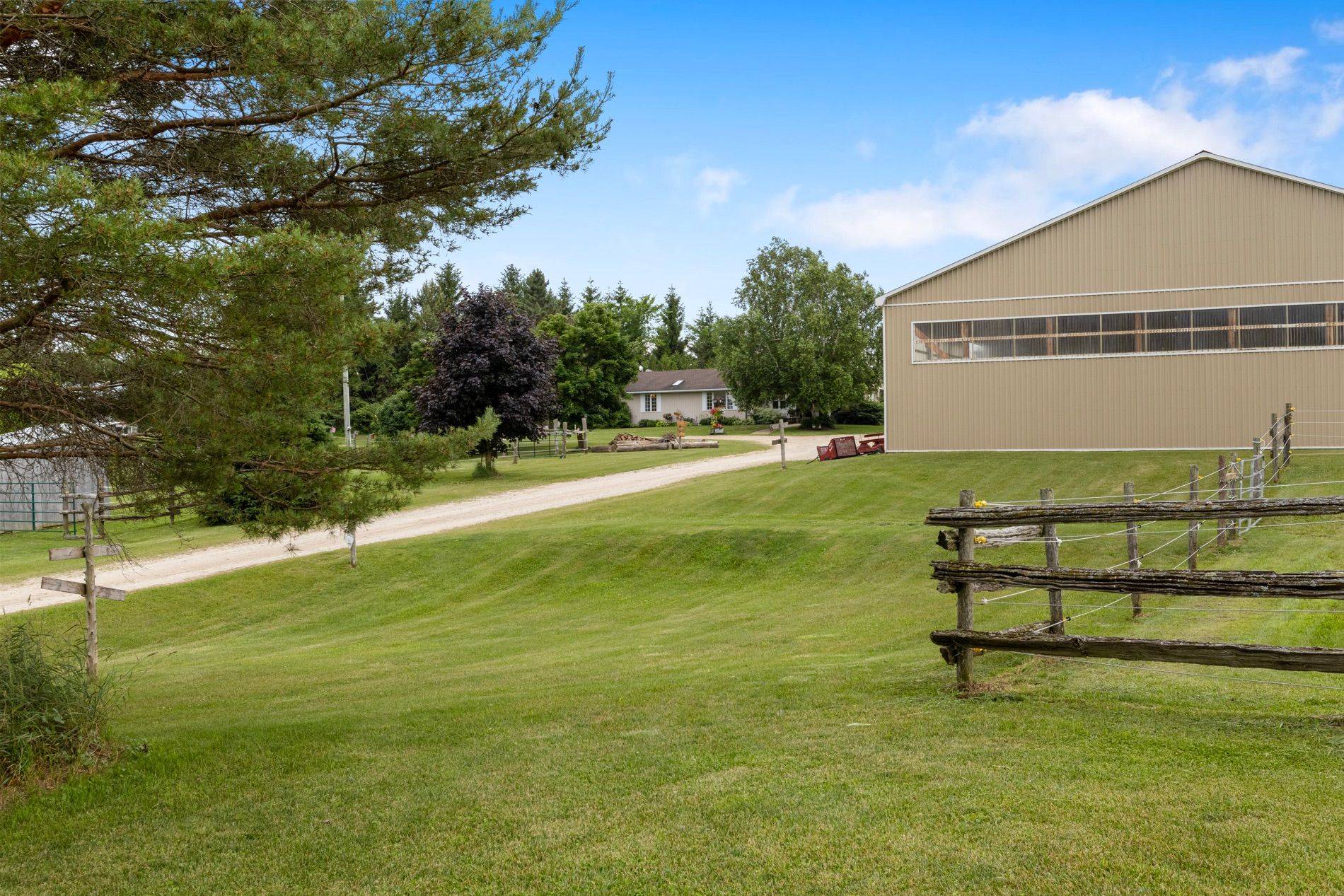 West Grey, ON N0G 1R0,413294 Baseline RD