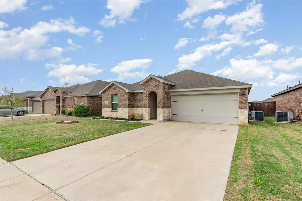 Aubrey, TX 76227,841 Fueller Drive