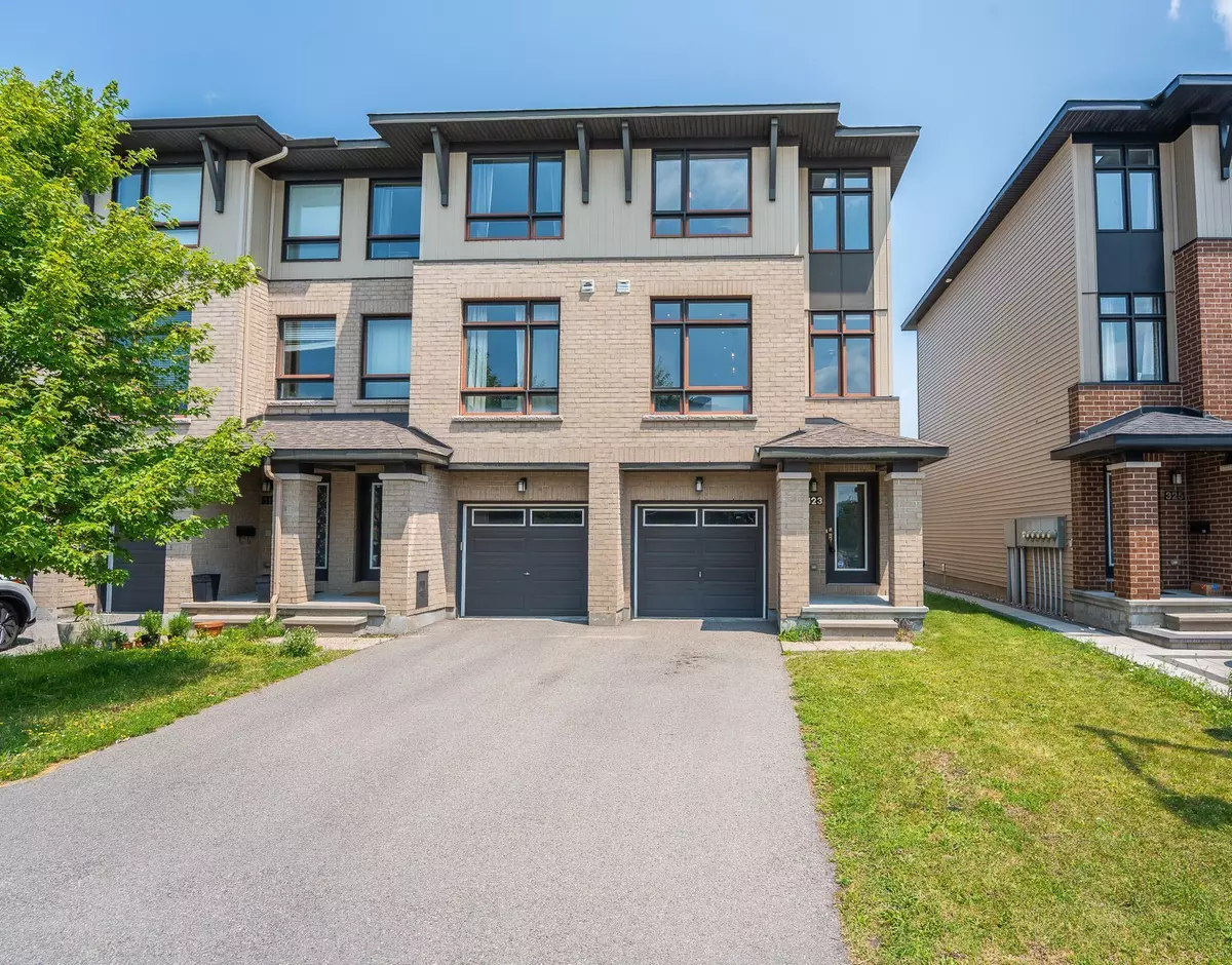 Barrhaven, ON K2J 5Z6,323 Twinflower WAY