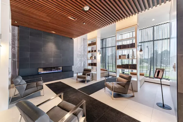 Oakville, ON L6H 3R6,297 Oak Walk DR #2003