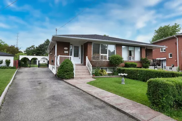 3659 Holden CRES, Mississauga, ON L5A 2V9
