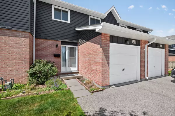 London East, ON N5V 4H8,131 Bonaventure DR #25