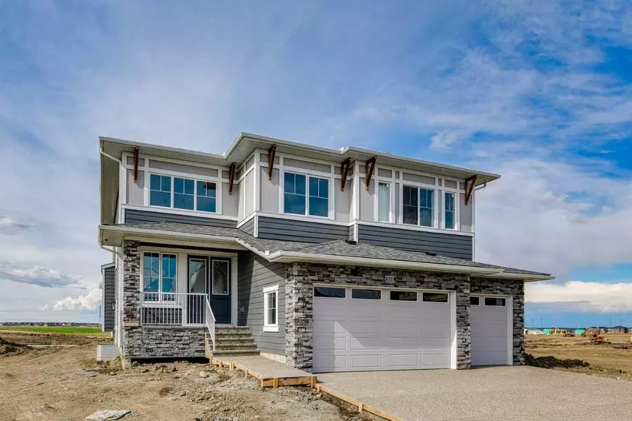 318 Waterstone CT, Chestermere, AB T1X2Z1