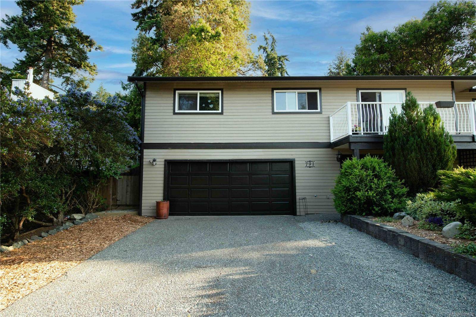 Colwood, BC V9B 5N7,791 Cecil Blogg Dr