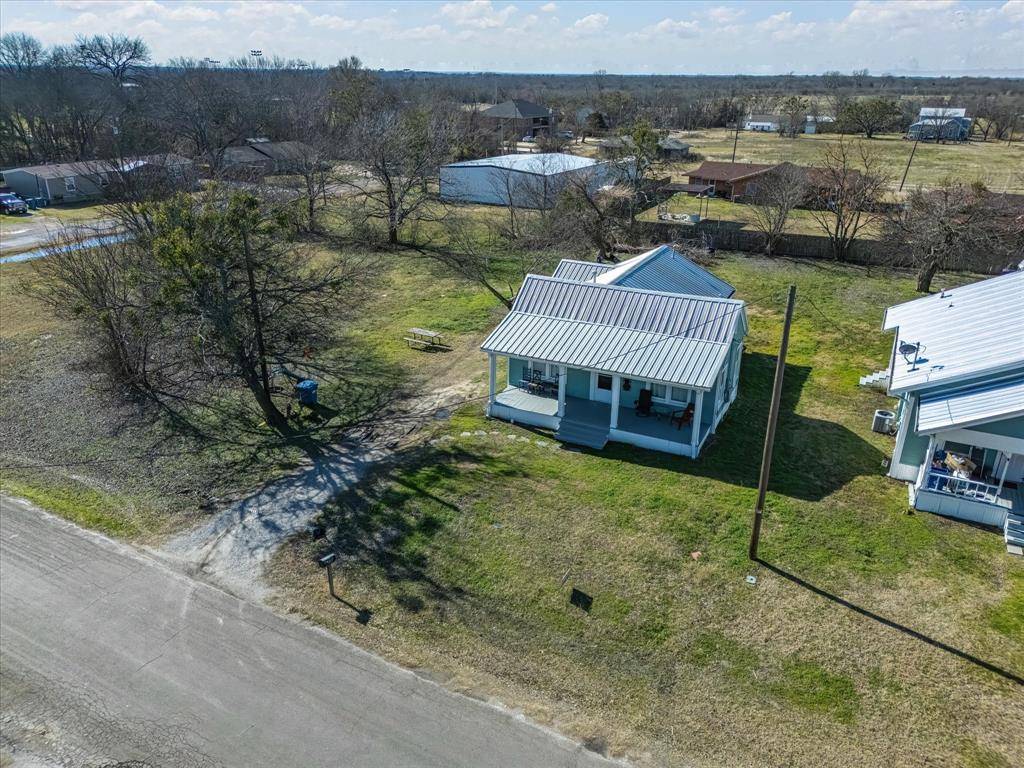 Blooming Grove, TX 76626,207 S Hinckley Street