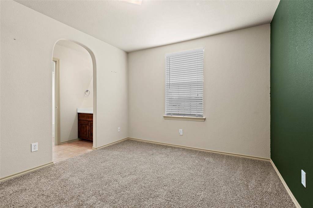 Fort Worth, TX 76179,5301 Austin Ridge Drive