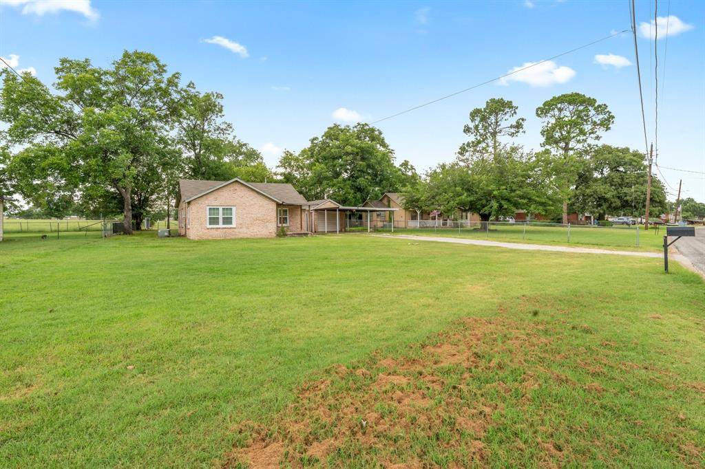 De Leon, TX 76444,1116 S Texas Street