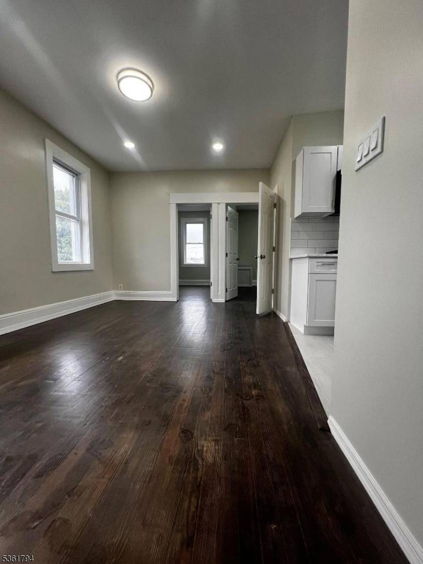 Lodi Boro, NJ 07644,62 Garibaldi Ave #2