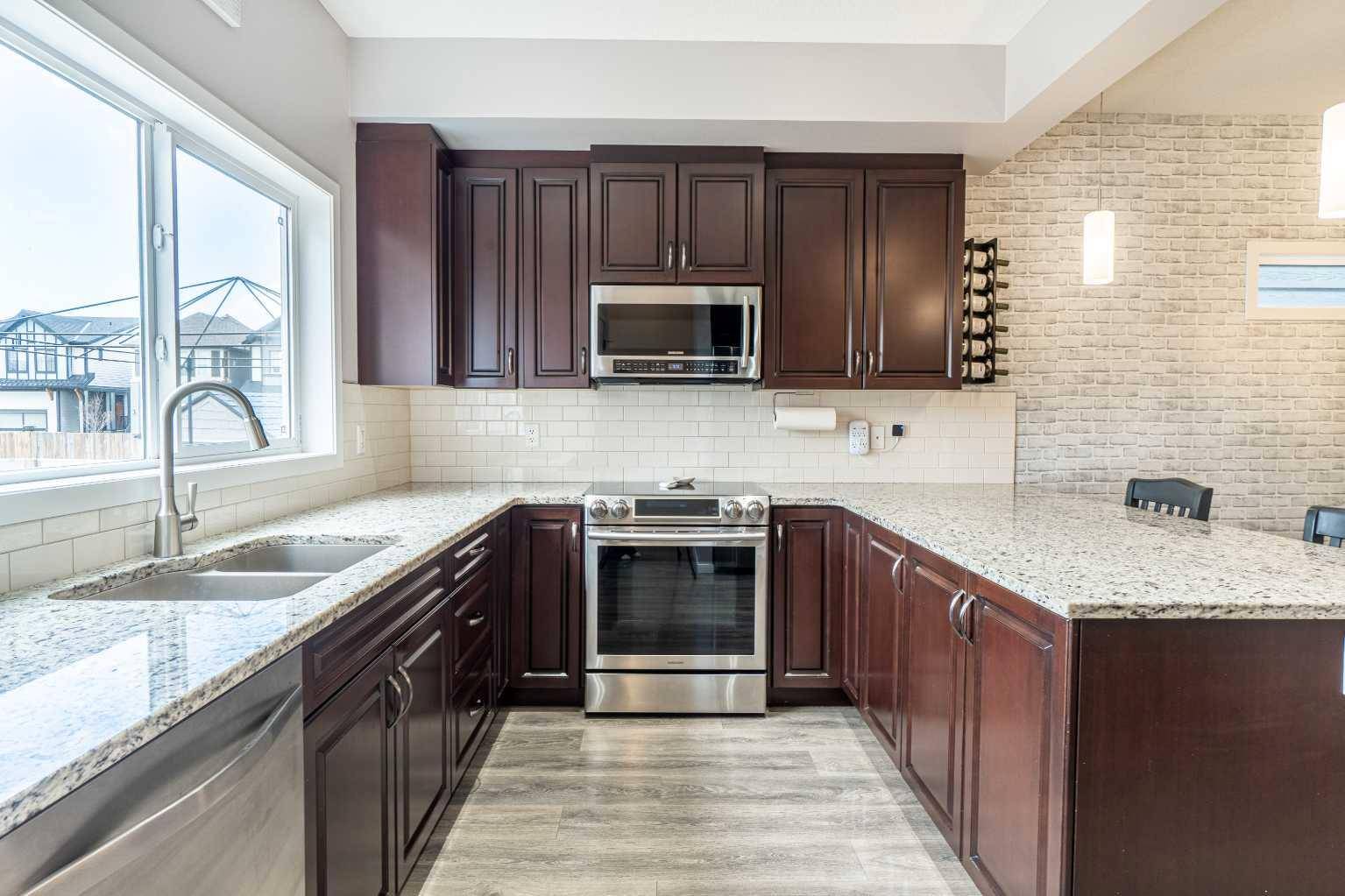 Calgary, AB T3M 2M8,94 Masters CRES Southeast