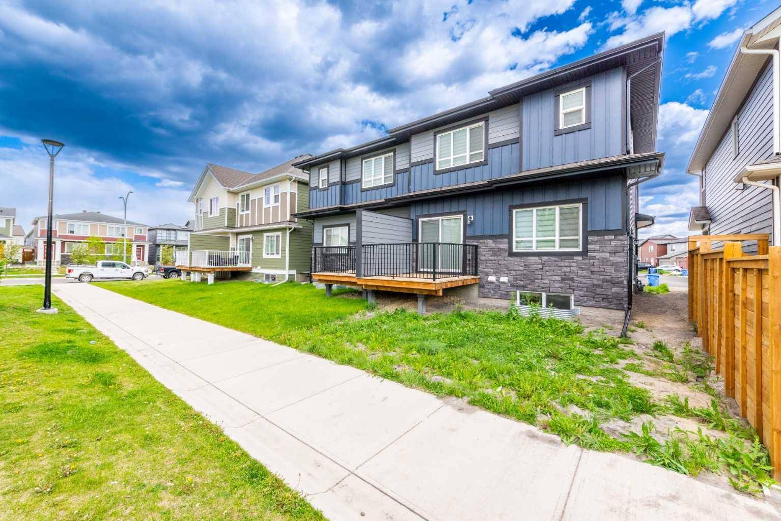 Calgary, AB T2X4L4,25 Walcrest LN Southeast