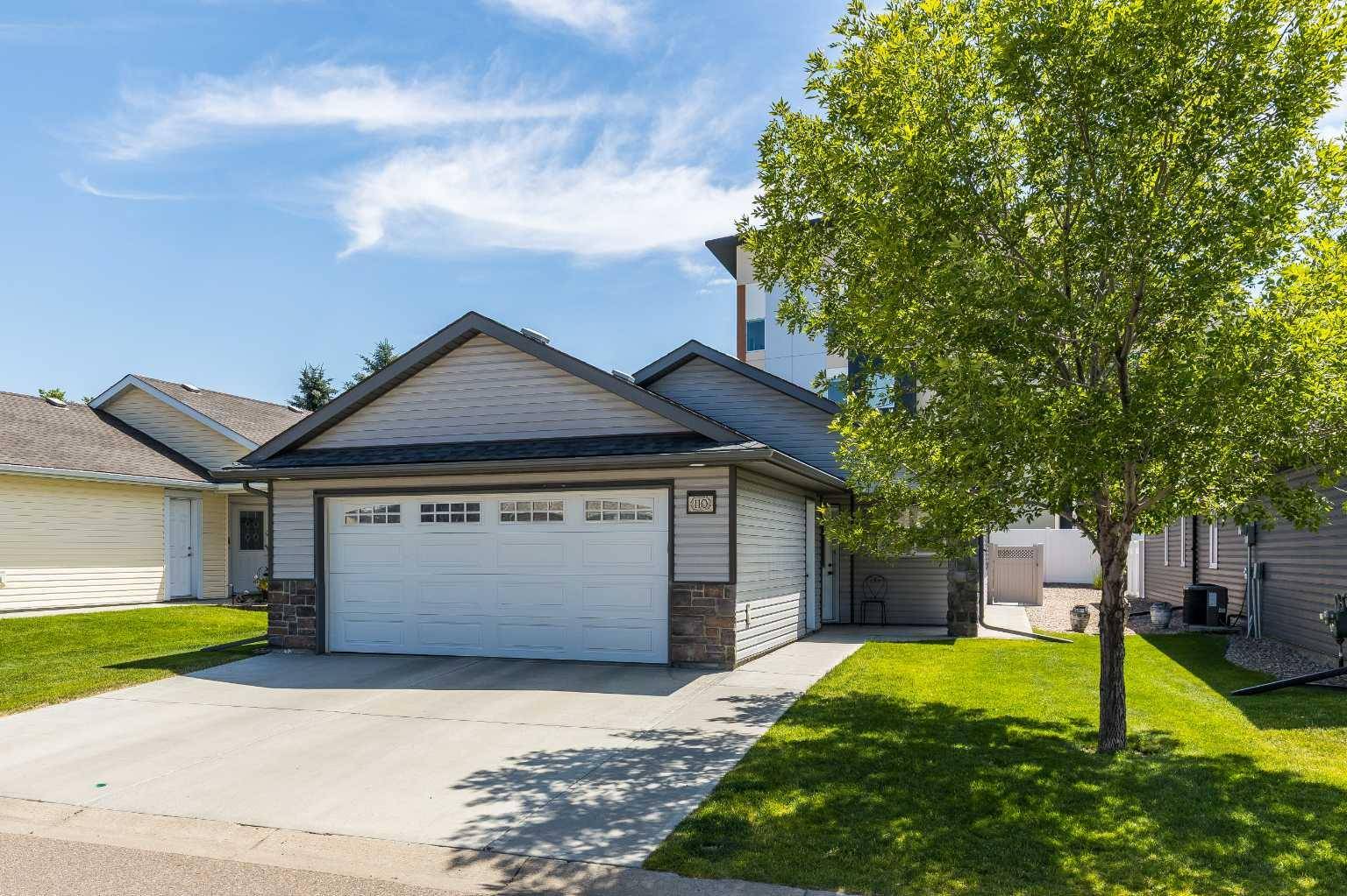 Medicine Hat, AB T1B 0E4,110 Chartwell PL Southeast
