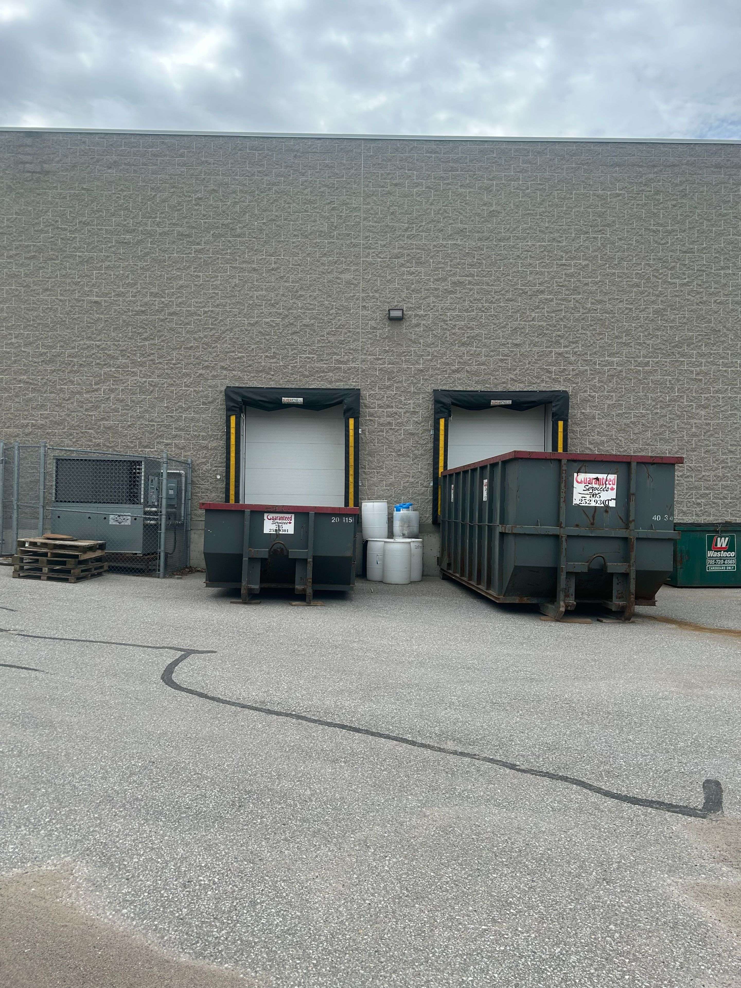 Barrie, ON L4N 8Y2,431 Bayview DR #8&9