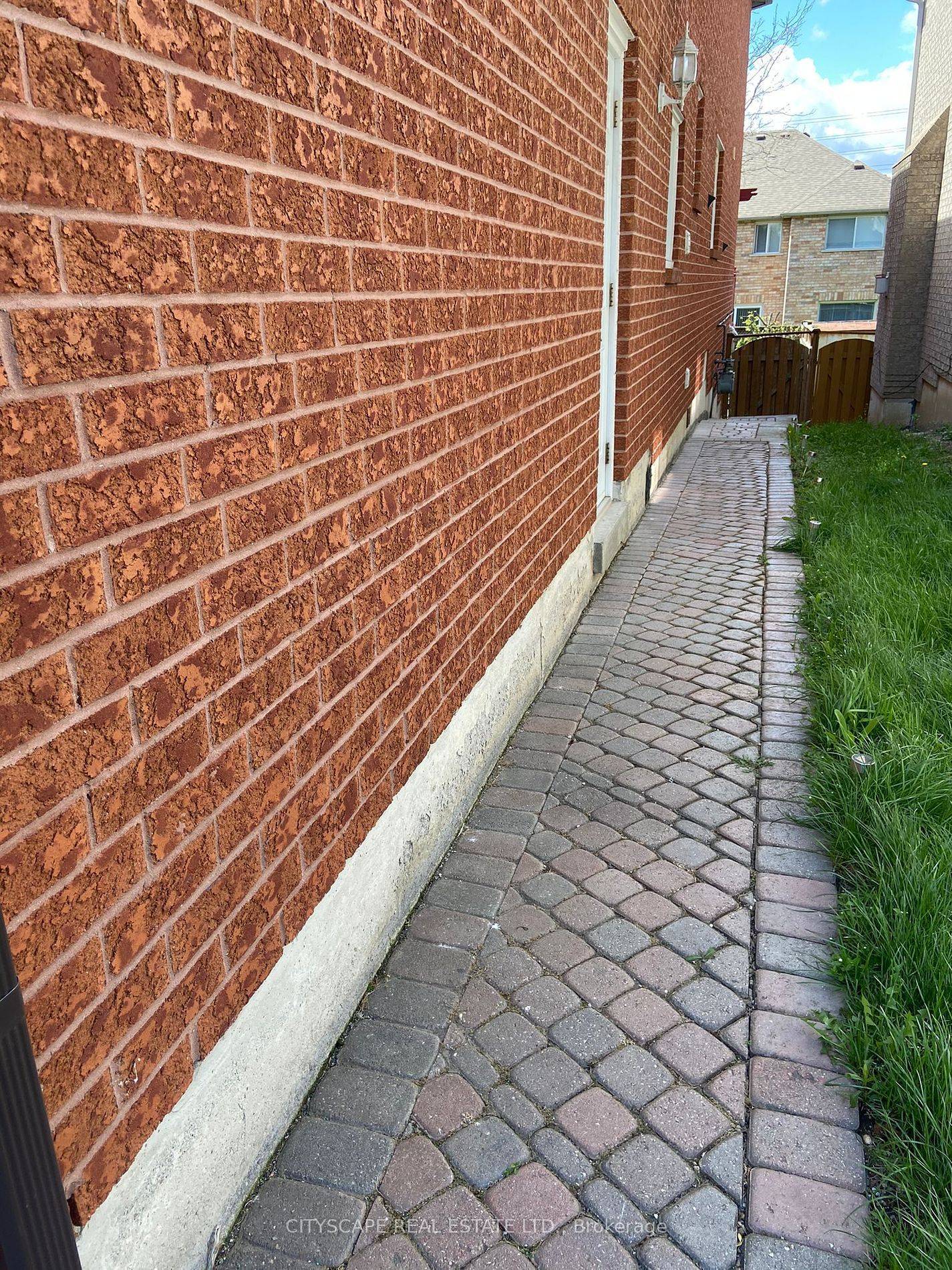 Mississauga, ON L5V 1T8,1445 Daniel Creek RD #Bsmt