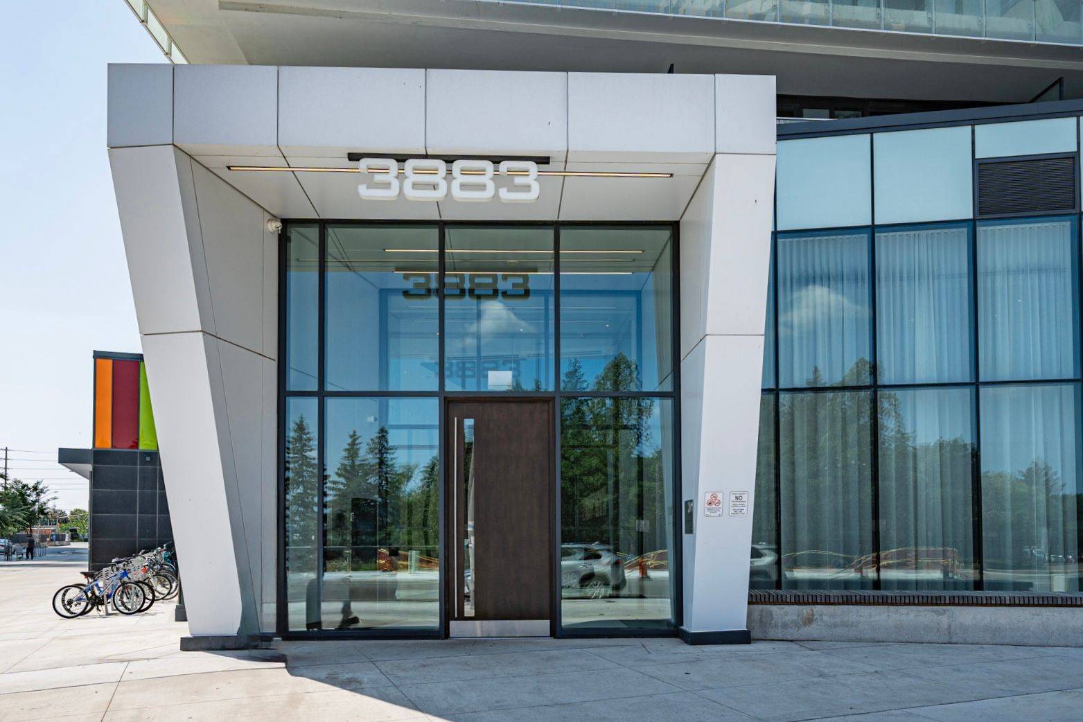 Mississauga, ON L5B 0M4,3883 Quartz RD #1101