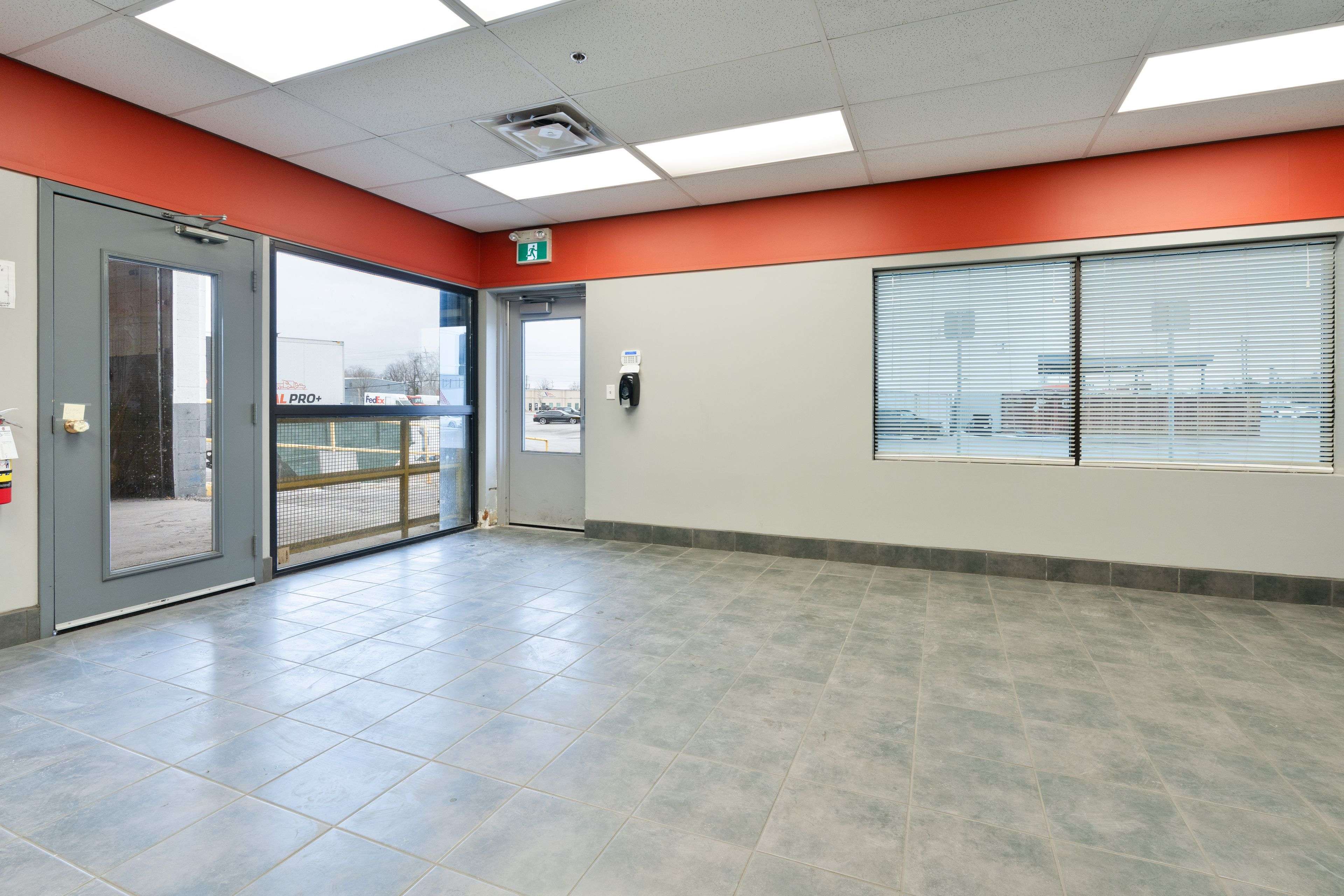 London South, ON N6N 1A7,20 Enterprise DR #2