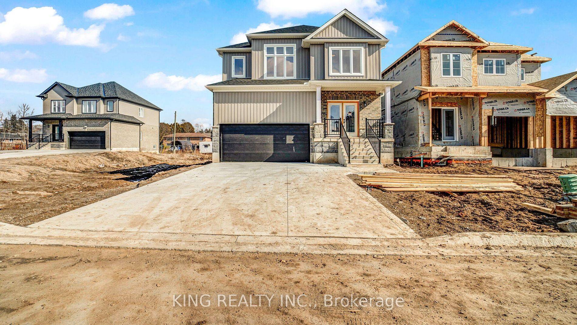 15 AHMED PL, St. Thomas, ON N5R 4W7