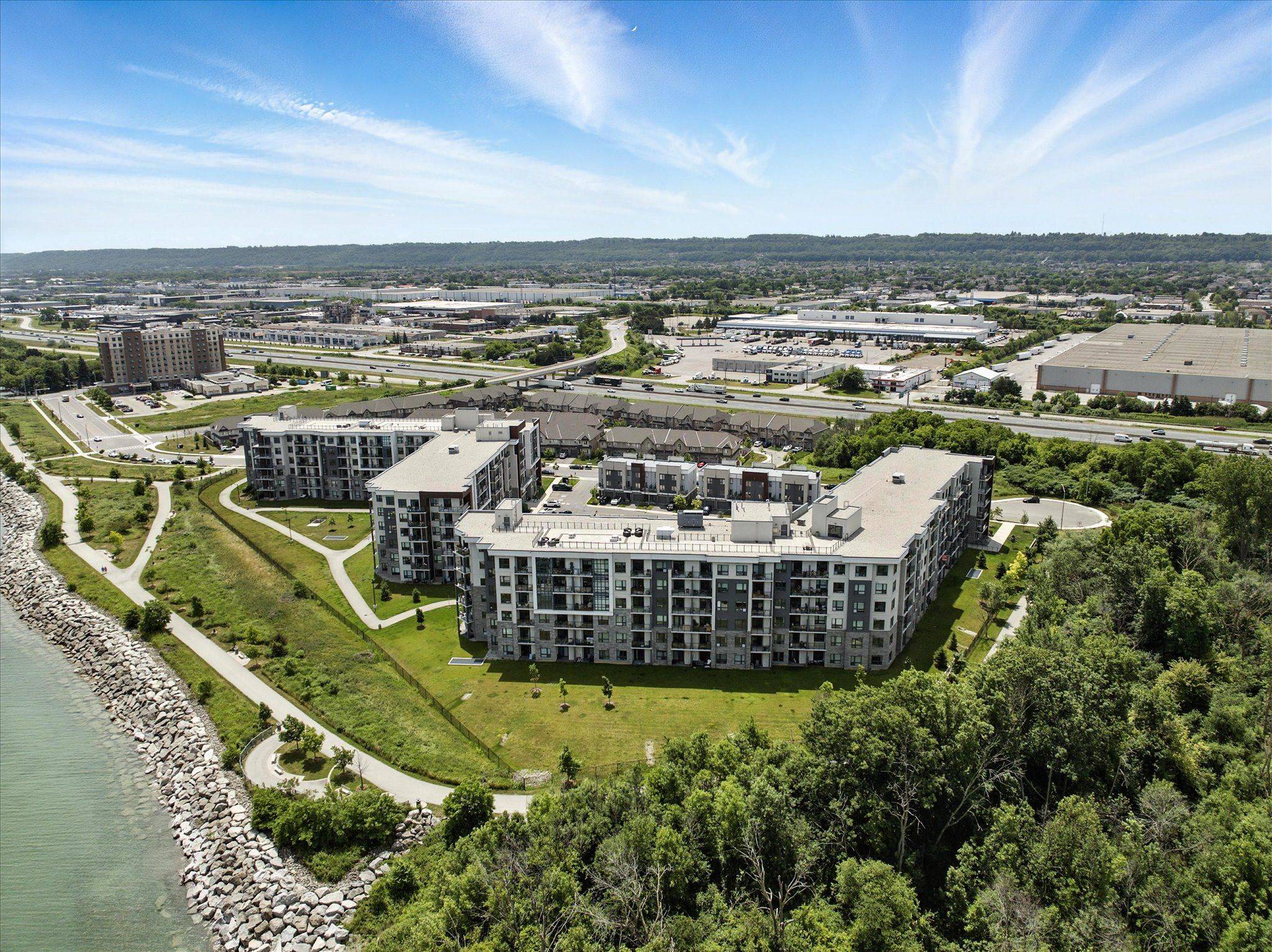 125 Shoreview PL #316, Hamilton, ON L8E 0K3