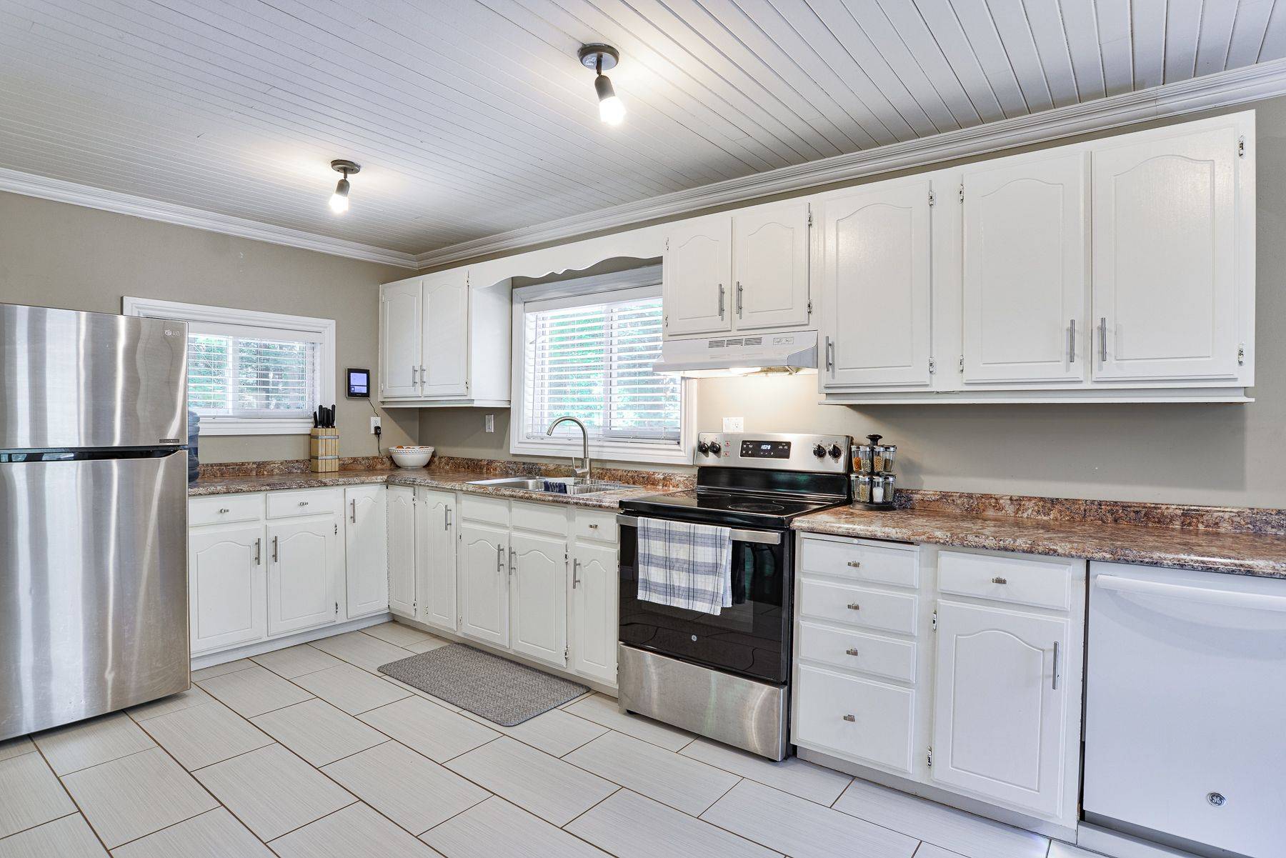 Huntsville, ON P0B 1L0,30 Bridgedale RD