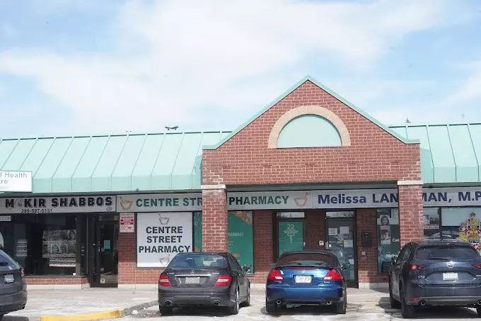 Vaughan, ON L4J 7R9,1118 CENTRE ST #22