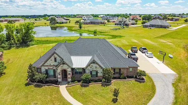44 Mirror lakes Court, Gunter, TX 75058