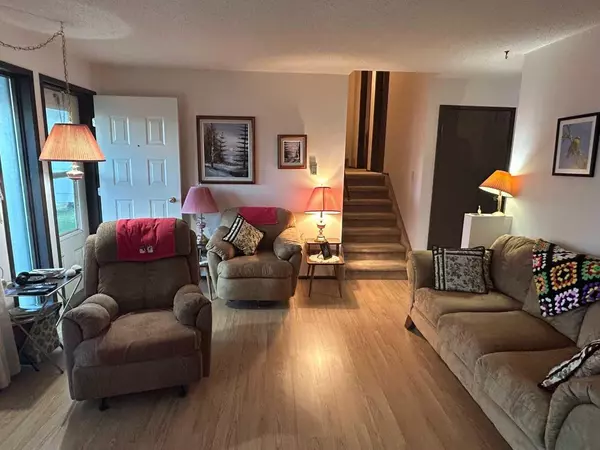 Vermilion, AB T9X 1R6,4602 49 AVE