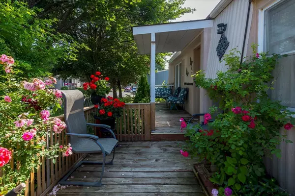 Innisfil, ON L9S 1P2,43 Linden LN