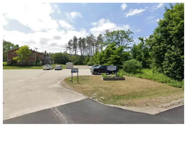 Springwater, ON L0L 1X1,30 Spence AVE #A