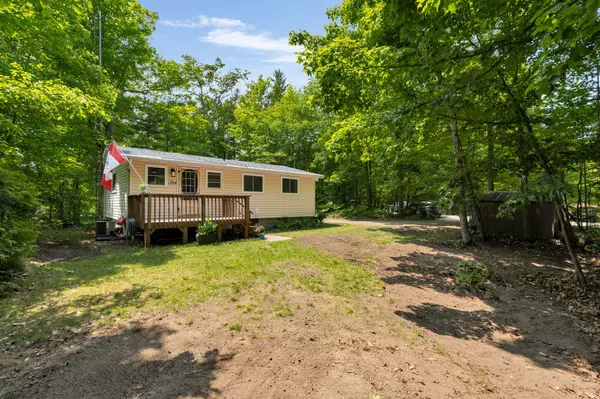 1204 Tiny Beaches RD N, Tiny, ON L9M 0H7