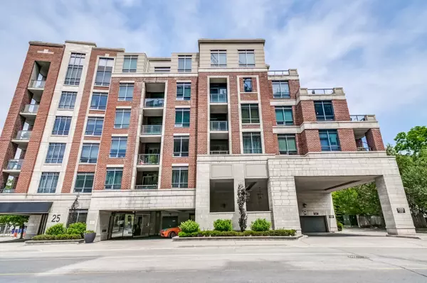 25 Earlington AVE #309, Toronto W08, ON M8X 3A3