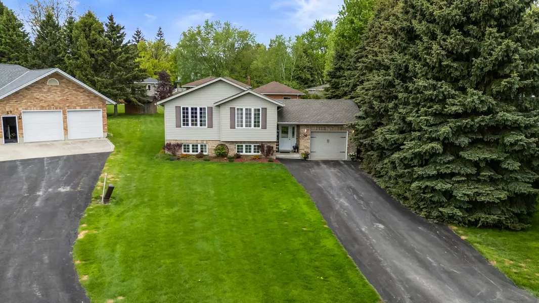50 MCDONALD DR, Huron East, ON N0G 1H0