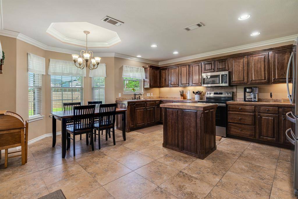 Reno, TX 75462,1810 Meadowview Drive