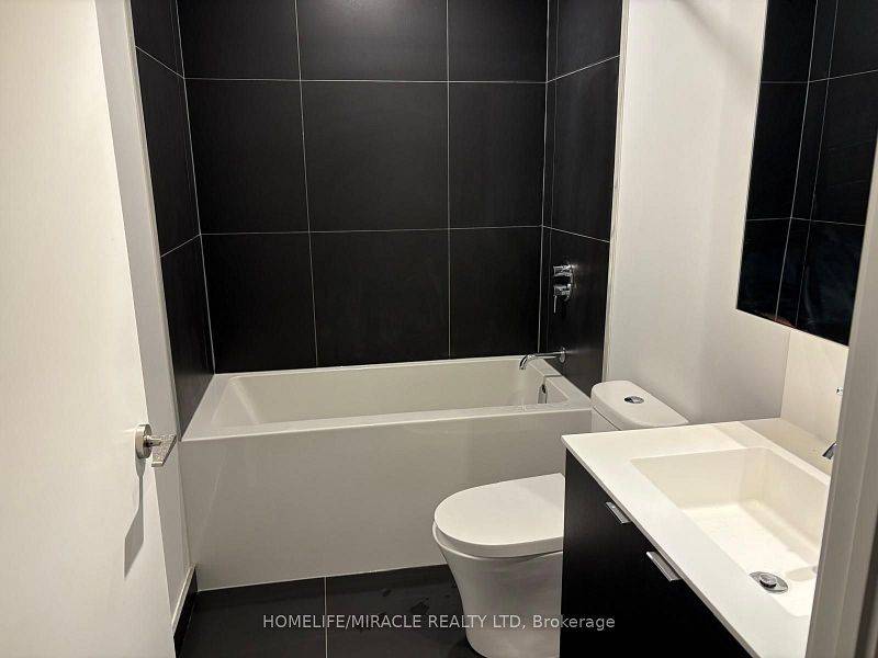 Toronto C01, ON M5G 1C9,20 Edward ST #1422