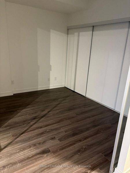 Toronto C01, ON M5G 1C9,20 Edward ST #1422