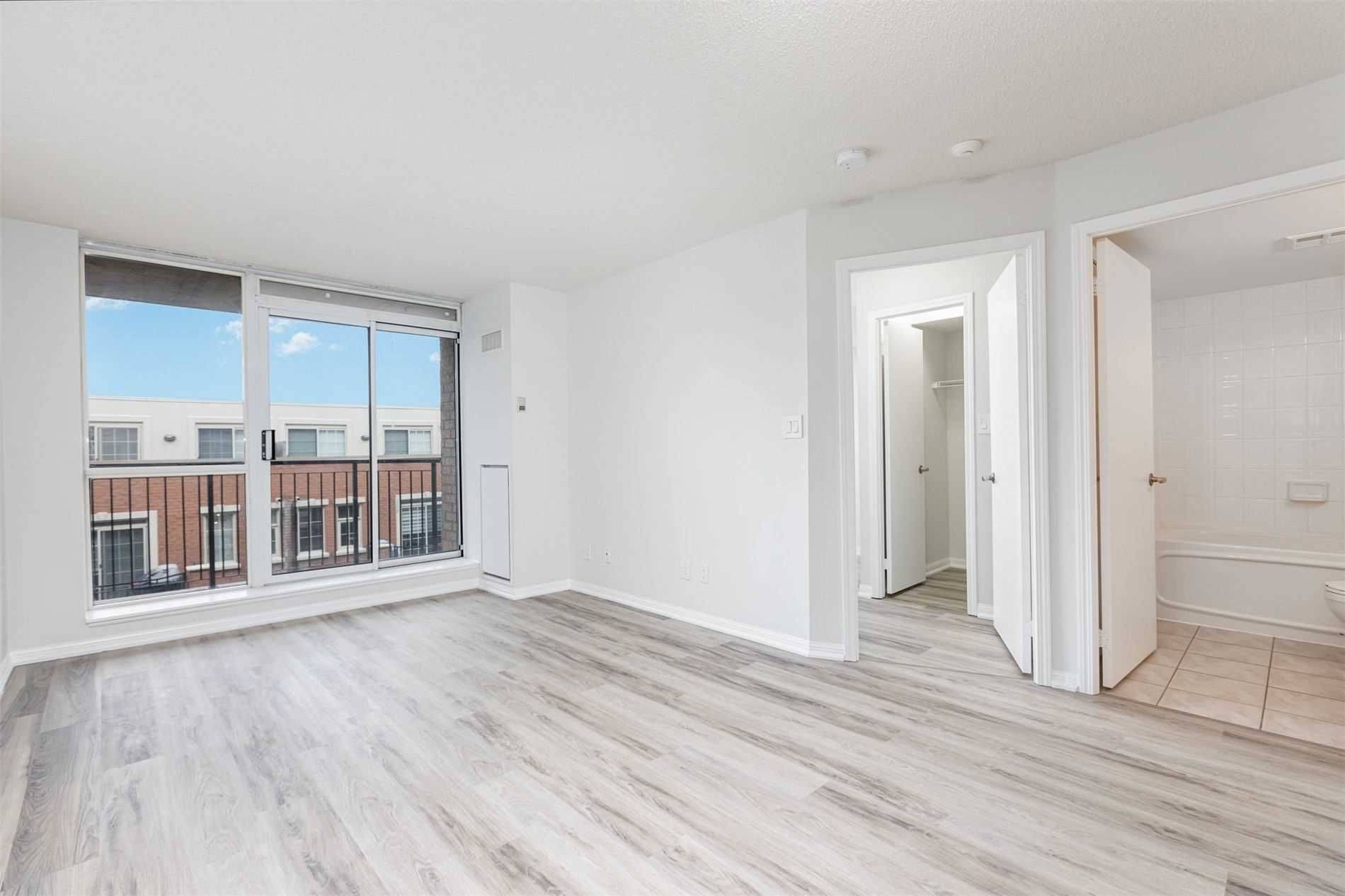 Toronto C01, ON M6K 3N1,1000 King ST W #420