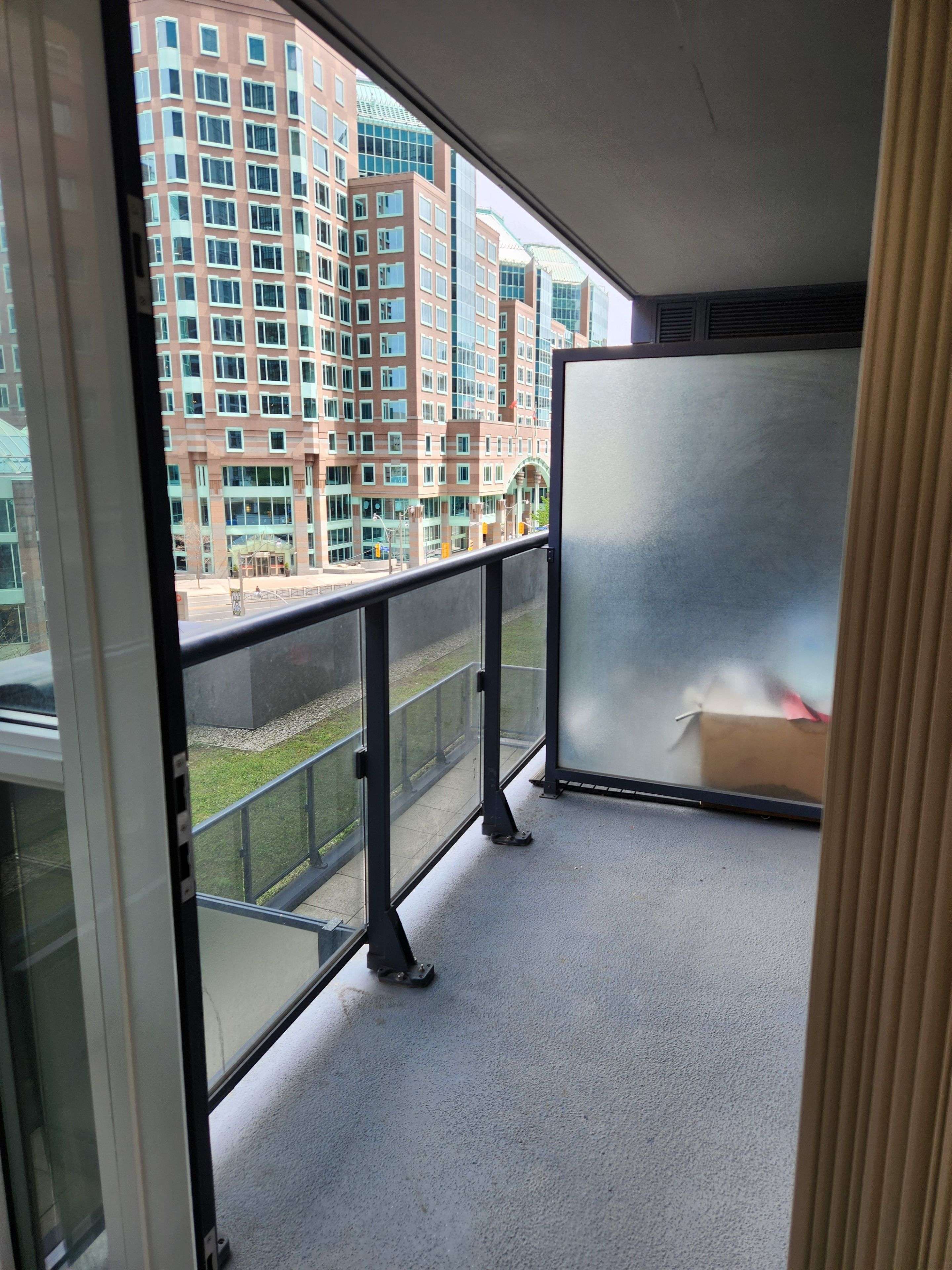 Toronto C08, ON M4Y 2J4,28 Ted Rogers WAY #411