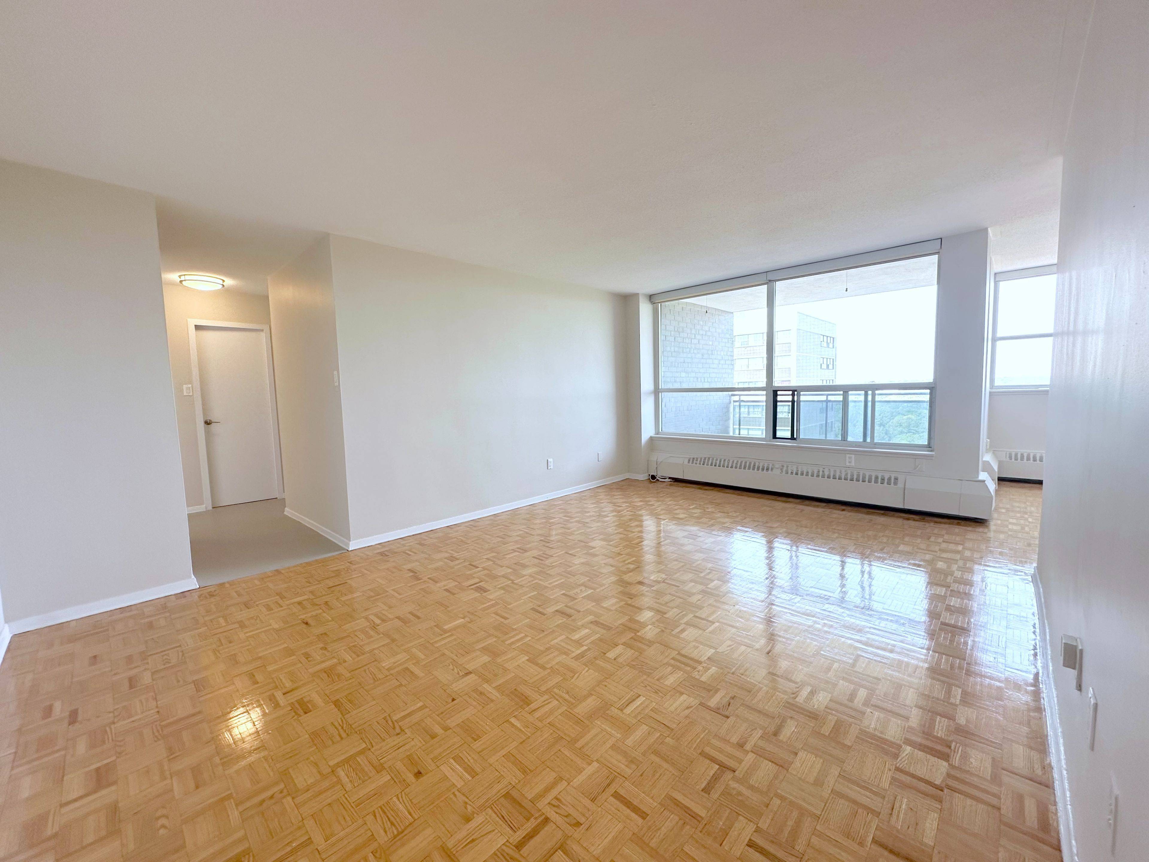 Toronto C13, ON M3A 2S9,15 Brookbanks DR #1207