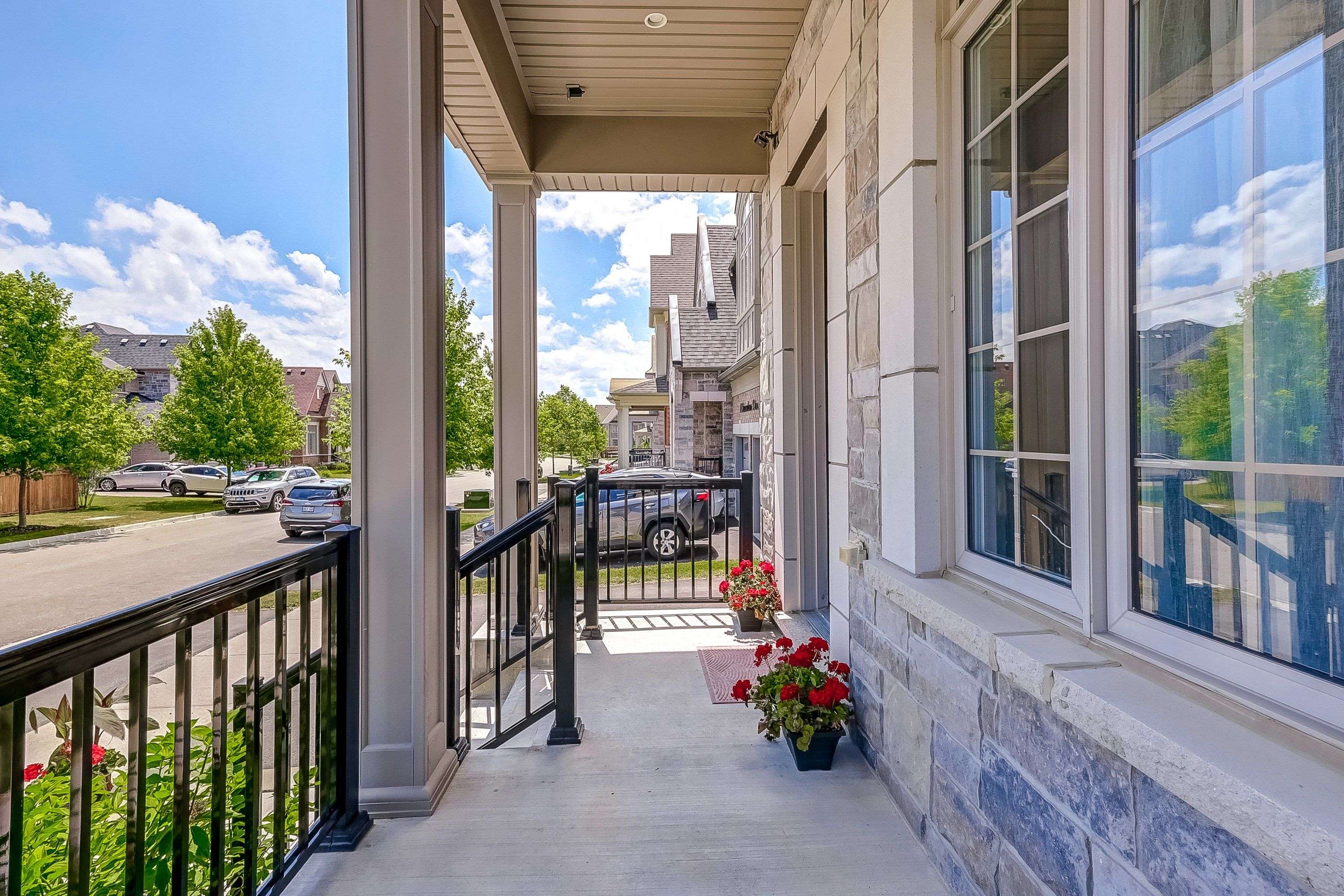 Whitby, ON L1P 0C4,16 Beaverdams DR