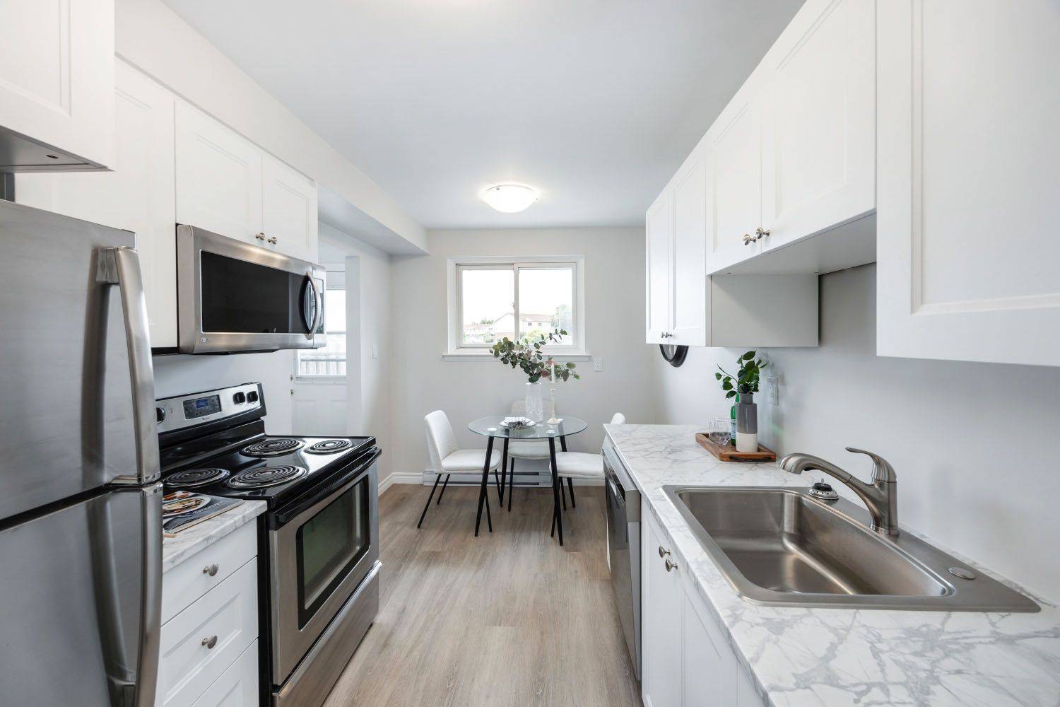 Oshawa, ON L1G 7E6,120 Nonquon RD #180