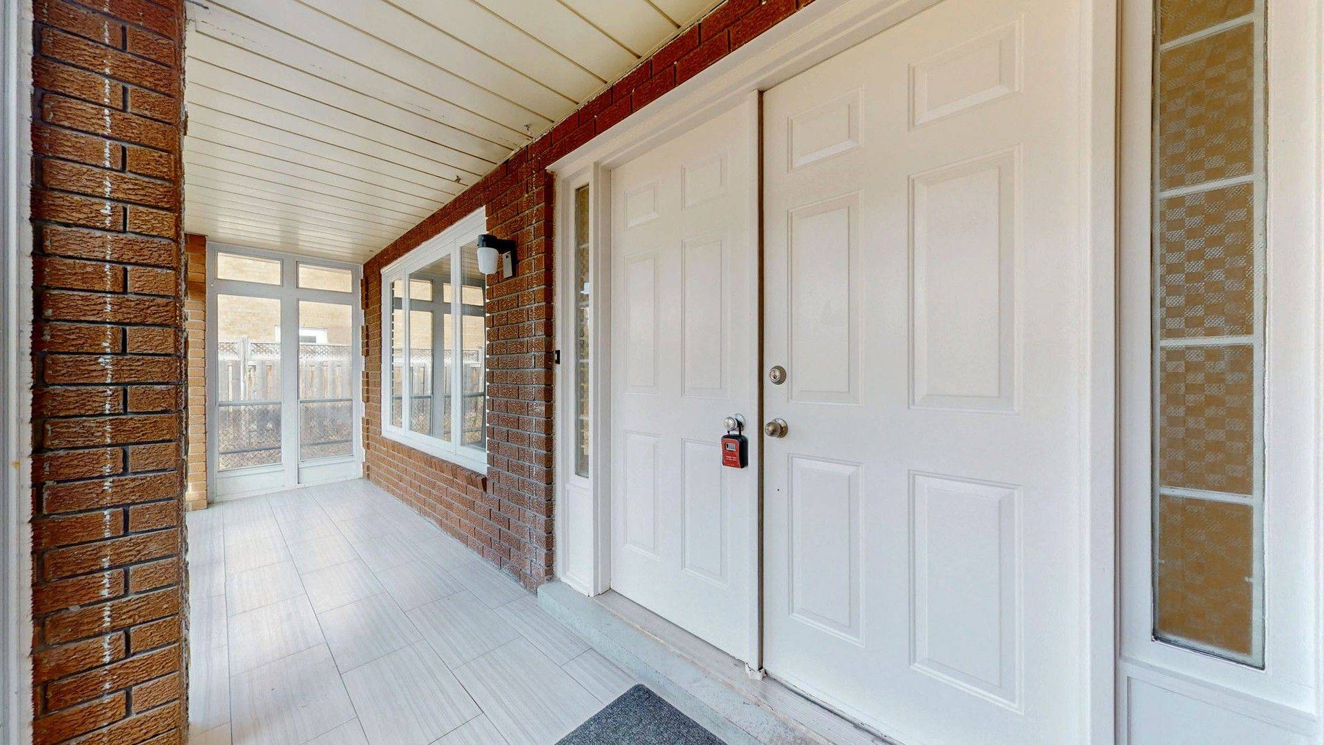 Toronto E07, ON M1S 3A4,49 Havenview RD